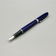 Laden Sie das Bild in den Galerie-Viewer, Legend blau/chrom X-Pen Füller -Original Gusswerk Online Shop