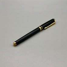 Laden Sie das Bild in den Galerie-Viewer, Novo schwarz/gold X-Pen Tintenroller