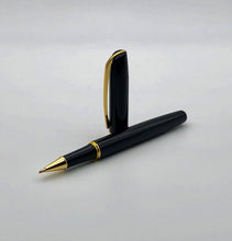 Laden Sie das Bild in den Galerie-Viewer, Legend schwarz/gold X-Pen Tintenroller offen Kappe