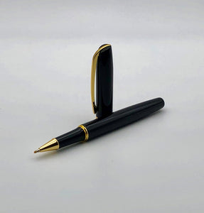 Legend schwarz/gold X-Pen Tintenroller offen Kappe